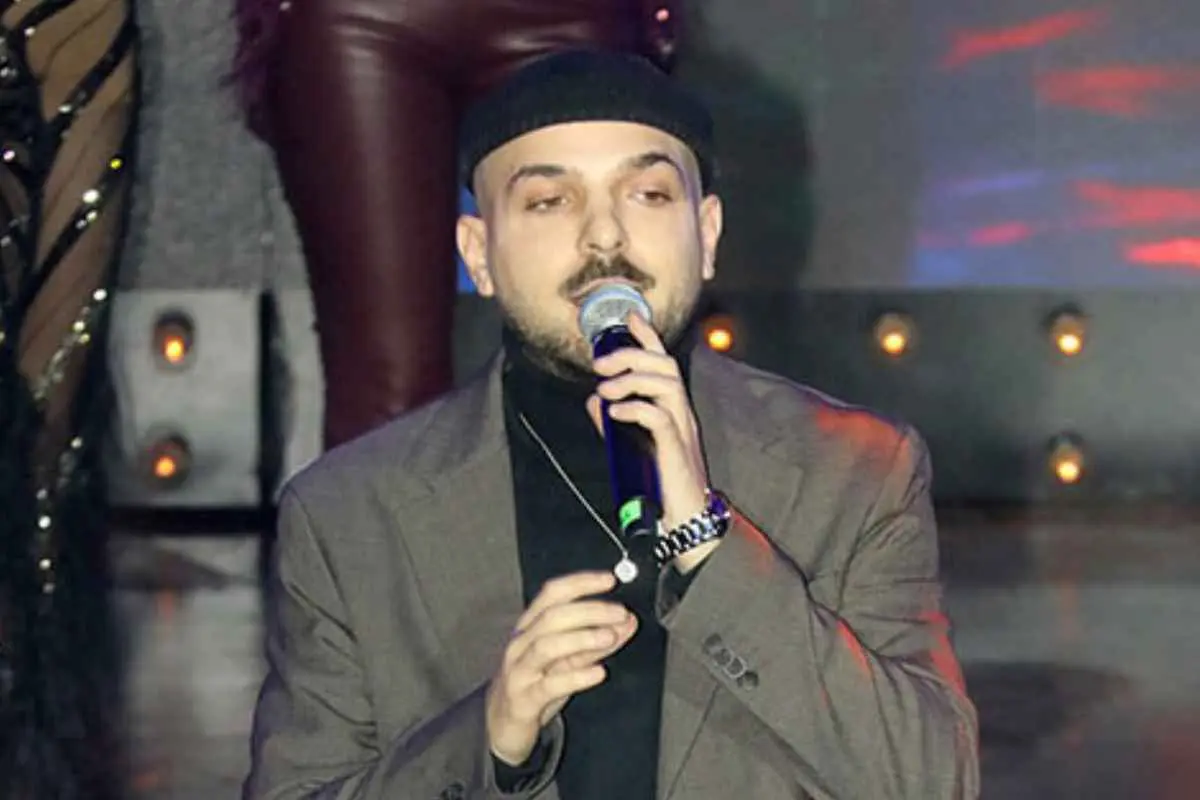 Apon: Ακυρώνει τις συναυλίες του λόγω προβλήματος υγείας και η ανακοίνωσή του