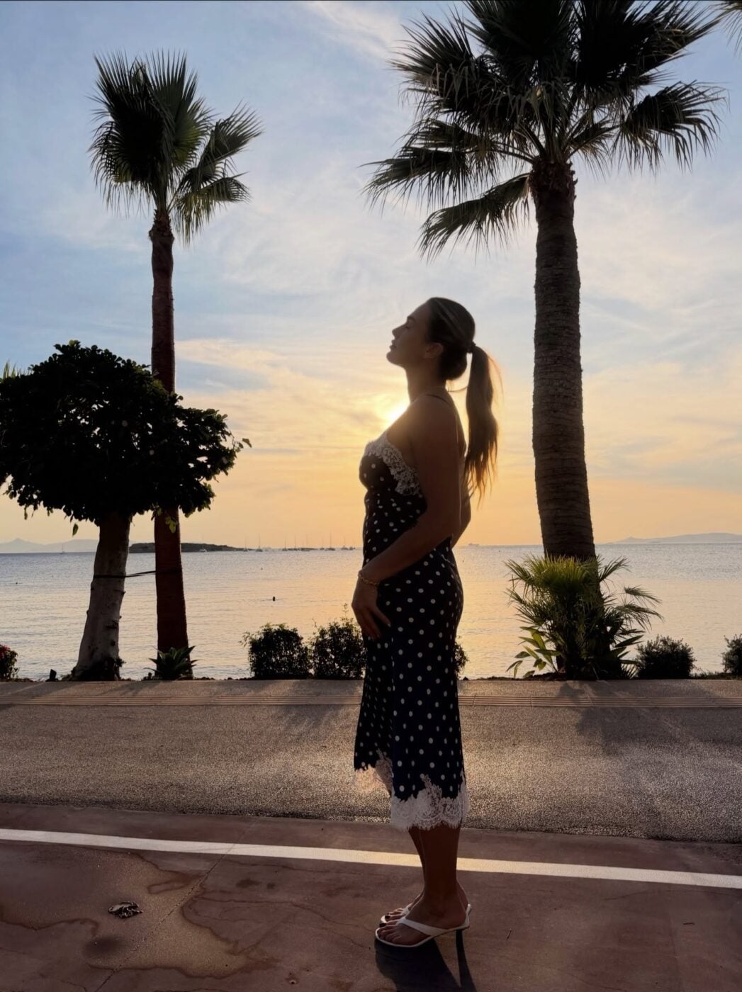 Αρίνα Σαμπαλένκα: Φωτογραφικό άλμπουμ από την Αθήνα – Βουτιές, ηλιοθεραπεία και στιγμές χαλάρωσης