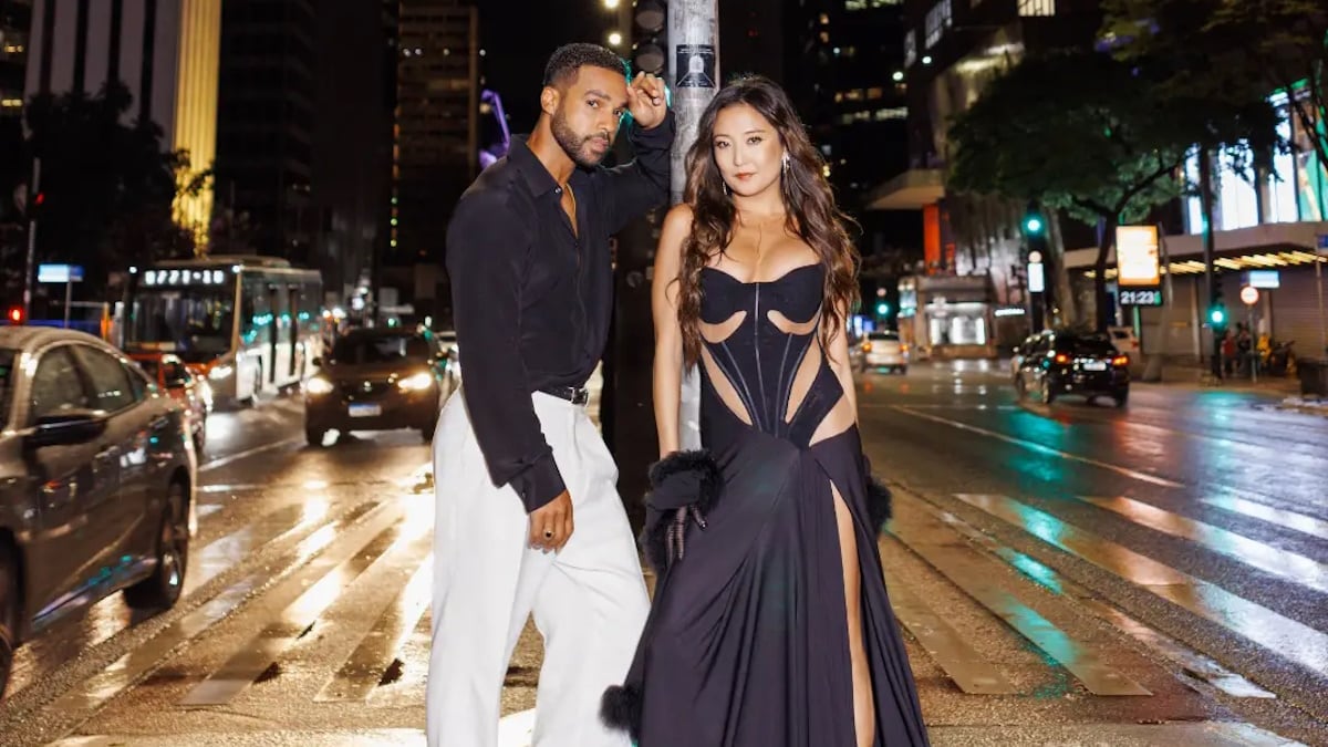 Η Άσλεϊ Παρκ του Emily in Paris με δημιουργία Celia Kritharioti Haute Couture στο Σάο Πάολο