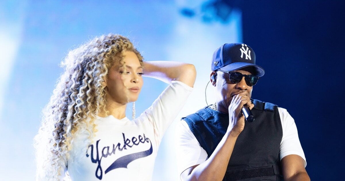 Jay-Z: Έκπληξη για τα γενέθλια της Beyonce με πυροτεχνήματα και τραγούδι σε συναυλία στο Λονδίνο
