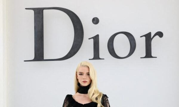 Dior: Τα κομψά, ανεπιτήδευτα beauty looks των celebrities στην πρώτη σειρά του show