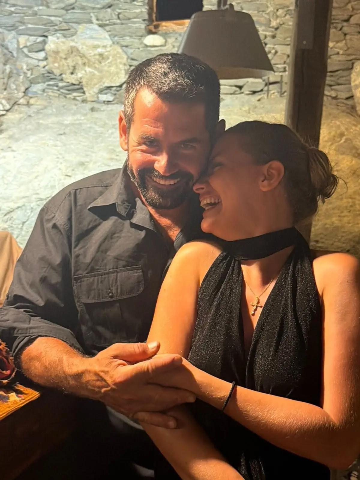 Η Ντόρα Μακρυγιάννη ερωτεύτηκε και μας «συστήνει» τον γοητευτικό σύντροφό της