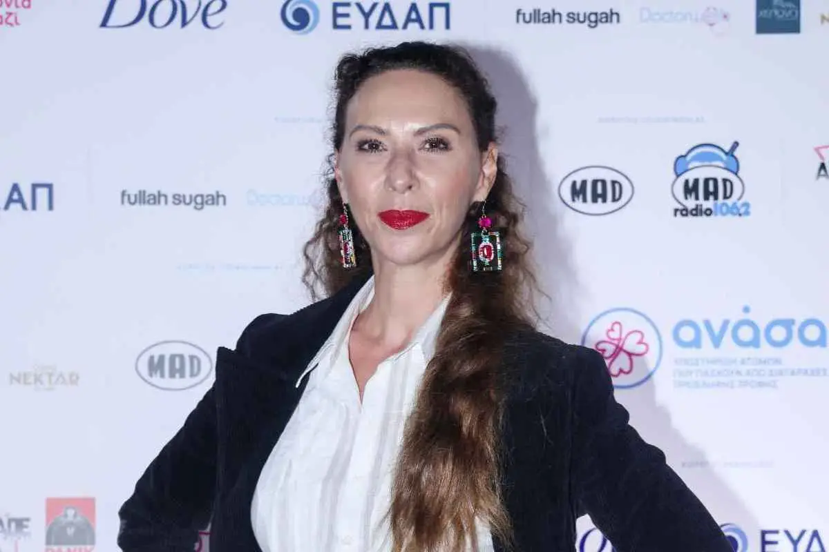 Δώρα Χρυσικού: Διαψεύδει την ψευδή είδηση με AI εικόνα της – «Ούτε στην πιο νοσηρή φαντασία»