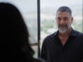Δύο μαύρα πουκάμισα: Ο Μανούσος ξαναβλέπει τη Μαρκέλλα