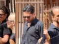 Κηδεία Μαζωνάκη: Δακρυσμένος ο Χρήστος Μάστορας, η Έλενα Παπαρίζου, ο Πάνος Μουζουράκης και ο Γιώργος Καπουτζίδης στη Νίκαια