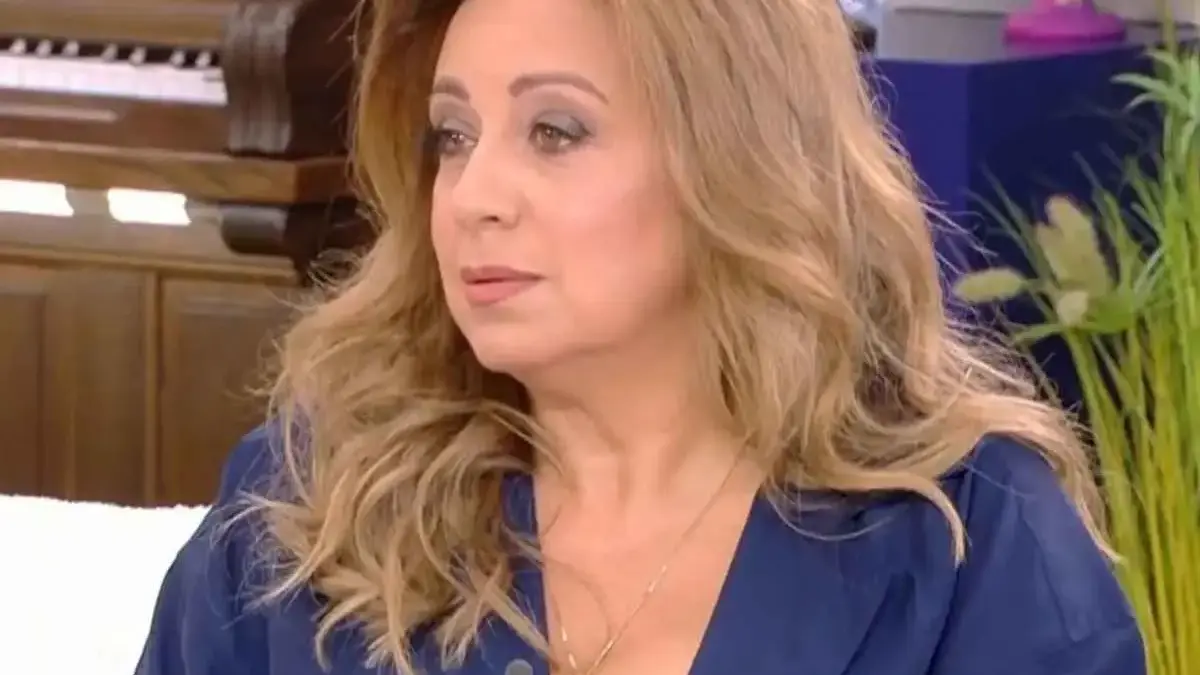 Ευαγγελία Μουμούρη: «Εκεί χάθηκαν όλα, ήταν η στιγμή μηδέν» – Η ξαφνική απώλεια που σημάδεψε τη ζωή της