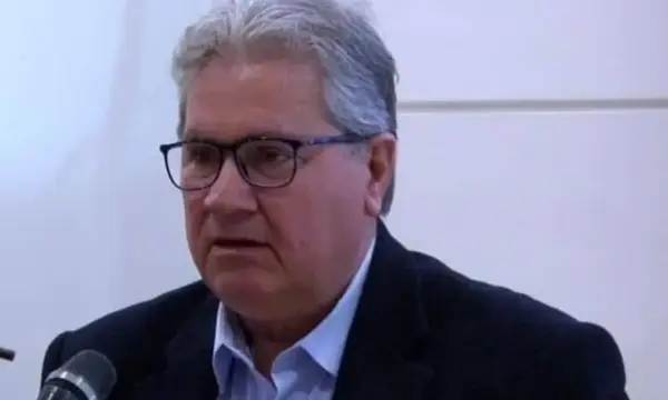 Πέθανε ο Γιάννης Ρεβύθης: Θλίψη στον δημοσιογραφικό κόσμο