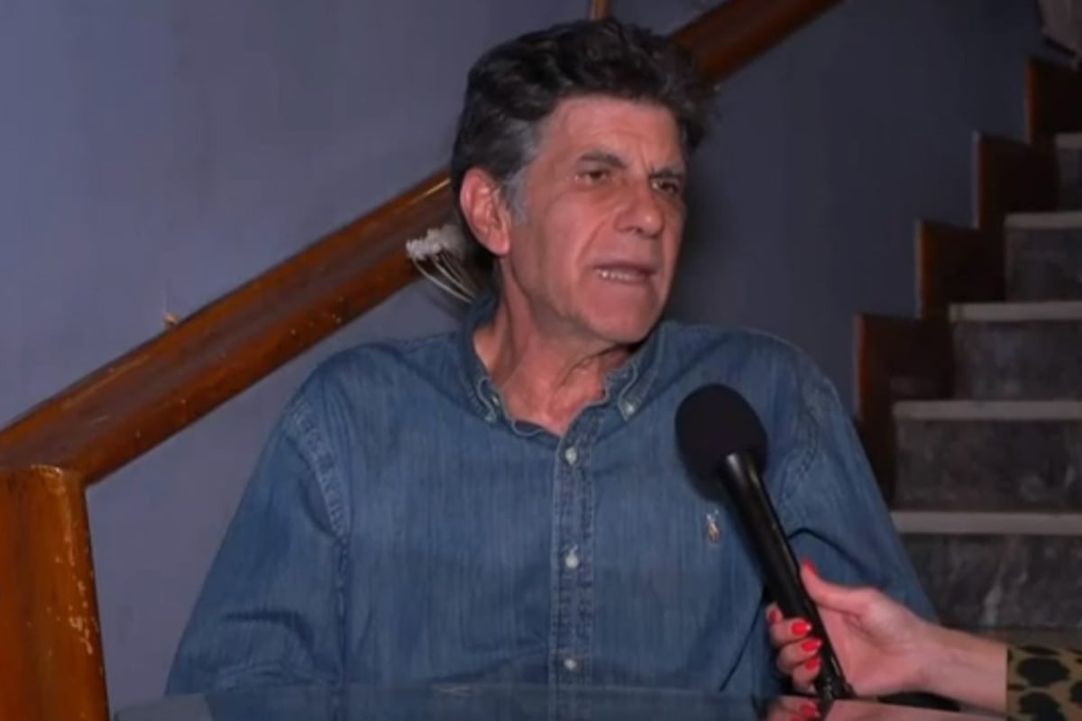 Γιάννης Μπέζος: Η μετριότητα μας κατακλύζει – Η αιχμηρή ατάκα για καλλιτέχνες και κοινό