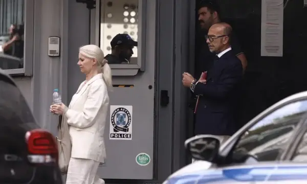 Μαζωνάκης: Η κόρη των δύο γιατρών τους επισκέφθηκε στον Κορυδαλλό
