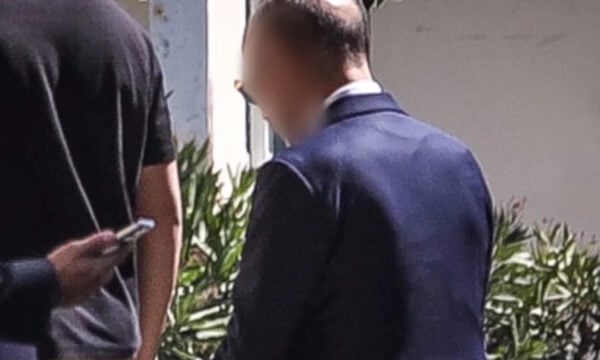 Γιώργος Μαζωνάκης: Στο επίκεντρο των ερευνών ο κατηγορούμενος γιατρός – Εξετάζουν πιθανή συμμετοχή σε δίκτυο γιατρών