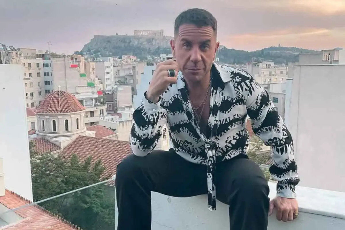 Γιώργος Μαζωνάκης: Η συνεργάτιδά του που έκλεισε ραντεβού με τον υπνοθεραπευτή – Οι κλήσεις και η επιμονή για συνάντηση