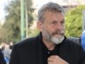Απόστολος Γκλέτσος: Τραγουδά το «Θέλω να γυρίσω στα παλιά» στη μνήμη του Γιώργου Μαζωνάκη