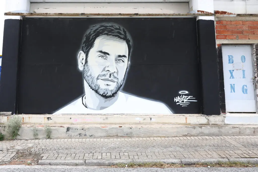 Ο Γιώργος Μαζωνάκης στη street art της Θεσσαλονίκης – Δημιουργία από τον Hayate