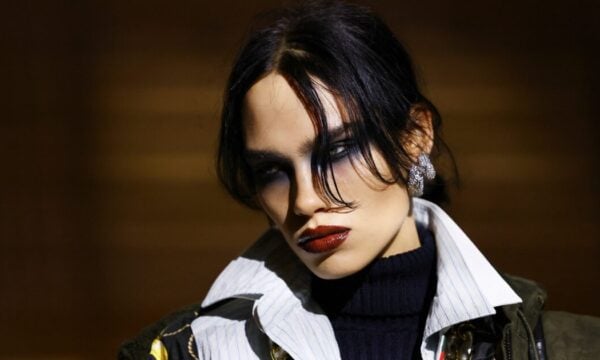 Gucci: Το dark glamour των ’90s επιστρέφει πιο dramatic από κάθε άλλη φορά