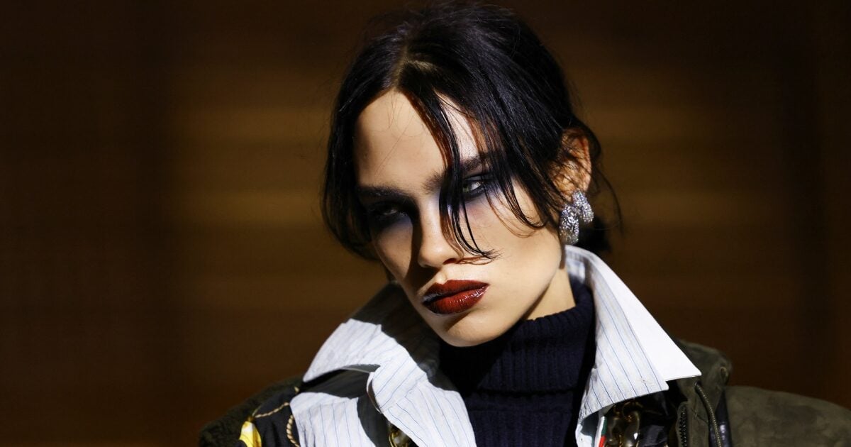 Gucci: Το dark glamour των ’90s επιστρέφει πιο dramatic από κάθε άλλη φορά