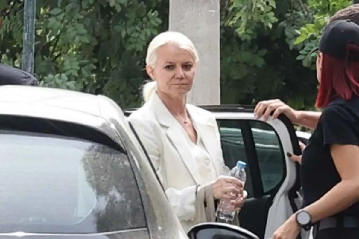 Υπόθεση Μαζωνάκη: Νέα στοιχεία για τη γιατρό – Έδινε γραπτές «διαγνώσεις» από μηχάνημα χωρίς διαγνωστική δυνατότητα