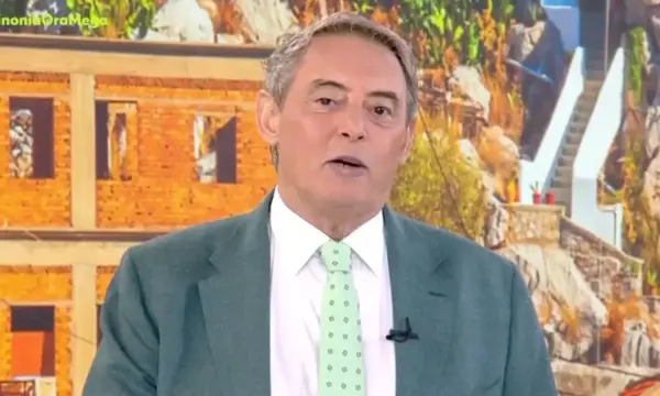 Οι σπόντες Χασαπόπουλου για τις απουσίες από την κηδεία Μαζωνάκη: Ο Σάκης γιατί δεν πήγε;