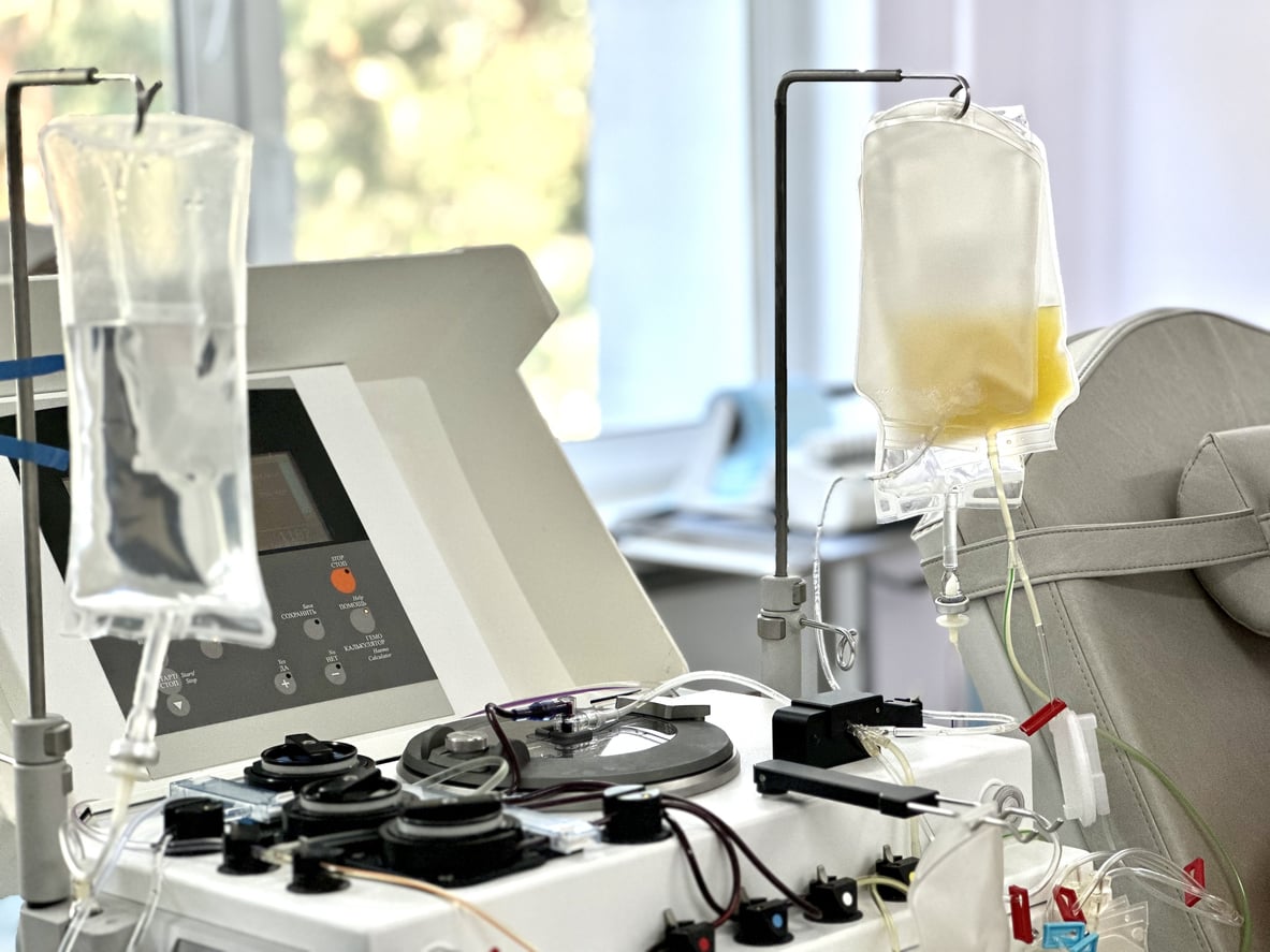 Πλασμαφαίρεση και αντιγήρανση: Μπορούμε να «καθαρίσουμε» το αίμα μας από τα σημάδια του χρόνου;