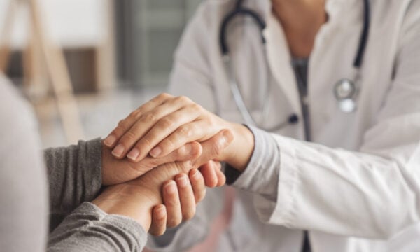 Πλασμαφαίρεση και αντιγήρανση: Μπορούμε να «καθαρίσουμε» το αίμα μας από τα σημάδια του χρόνου;