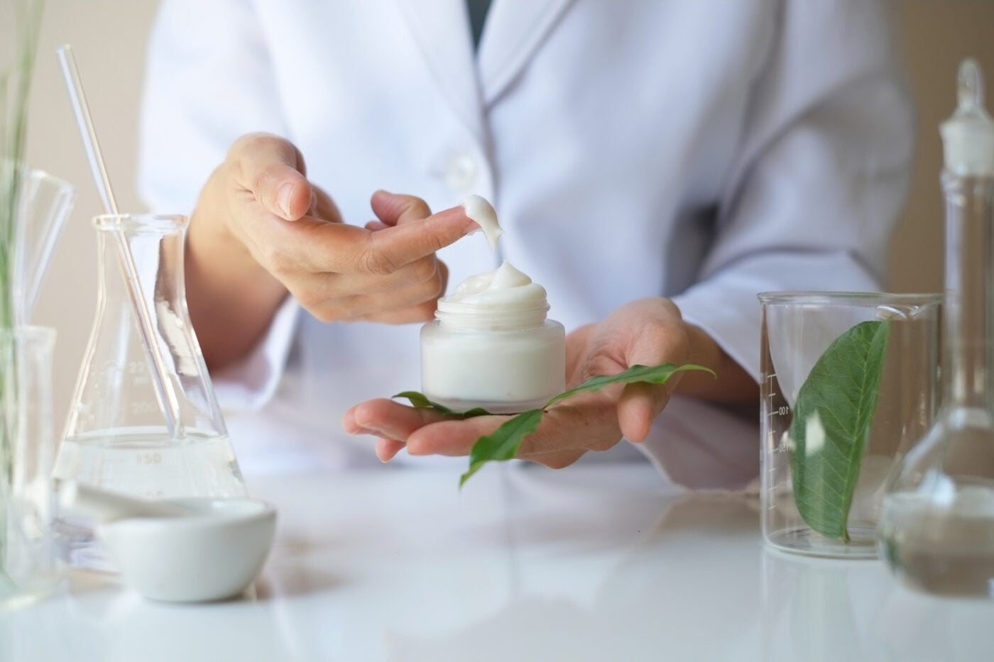 NAD και skincare: Το ανερχόμενο συνένζυμο στις beauty συζητήσεις για την αντιγήρανση