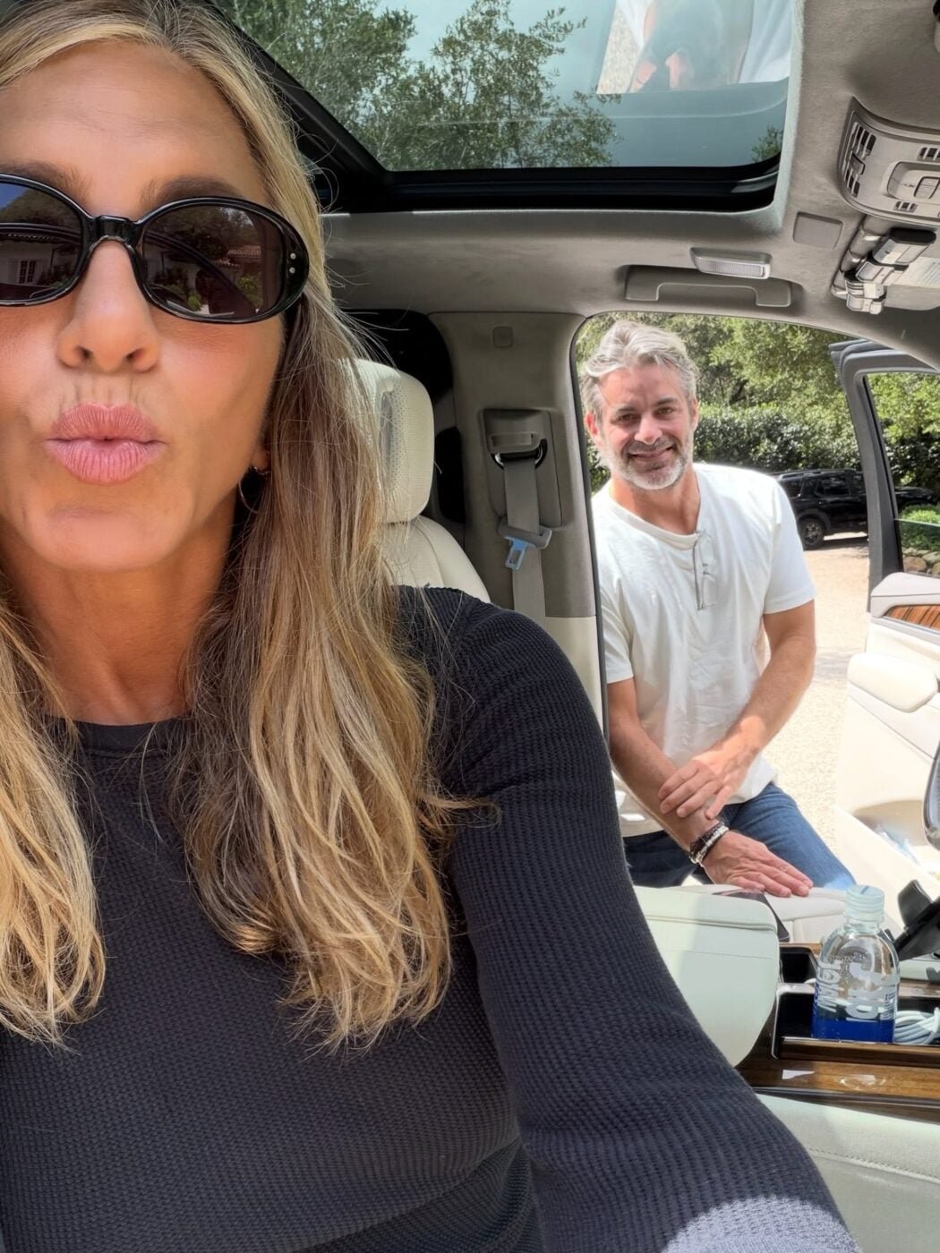Jennifer Aniston: Πιο ερωτευμένη από ποτέ με τον Jim Curtis – Το νέο βήμα και η απόφαση για τρίτο γάμο