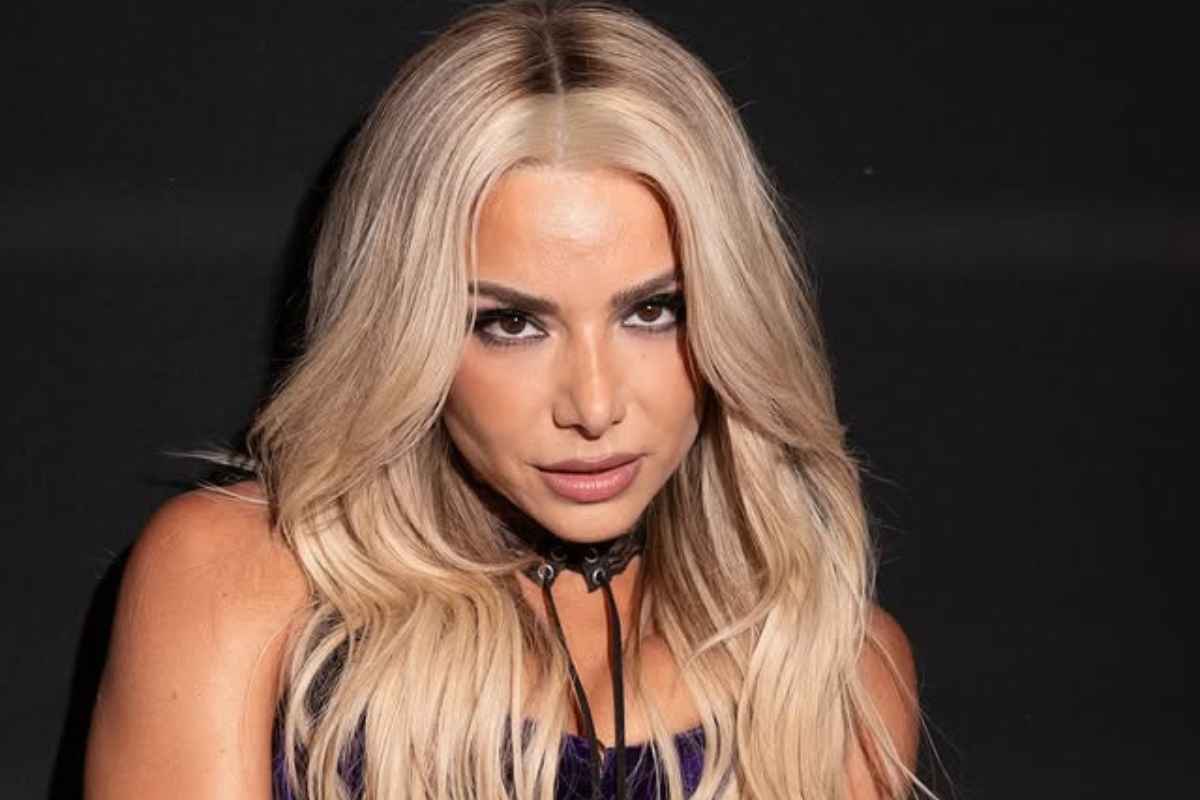 Josephine: «Δεν θα καταλάβω ποτέ τις κοπέλες που το κάνουν αυτό στην παραλία»