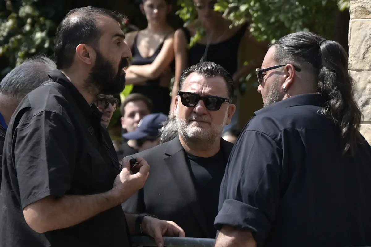 Κηδεια Γιώργου Μαζωνάκη