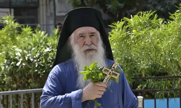 Γιώργος Μαζωνάκης: Ο επικήδειος του Μητροπολίτη Αλέξιου – «Γύρισε στην παλιά του γειτονιά»