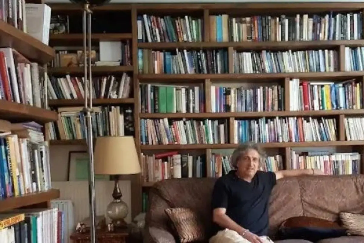 Μαζωνάκης: Οι θεωρίες του υπνοθεραπευτή