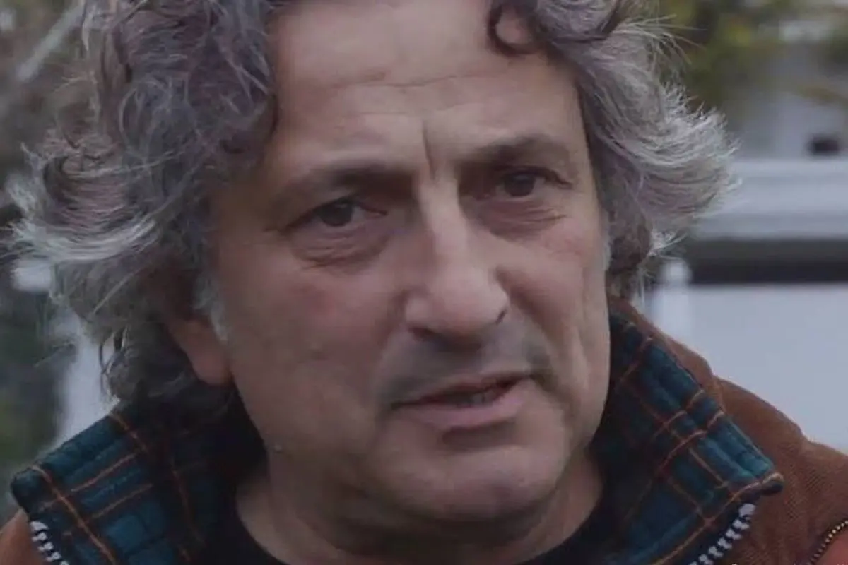 Πρώην πελάτισσα του υπνοθεραπευτή: «Μου είπε ότι ο νεκρός πατέρας μου είχε μετενσαρκωθεί σε μένα»