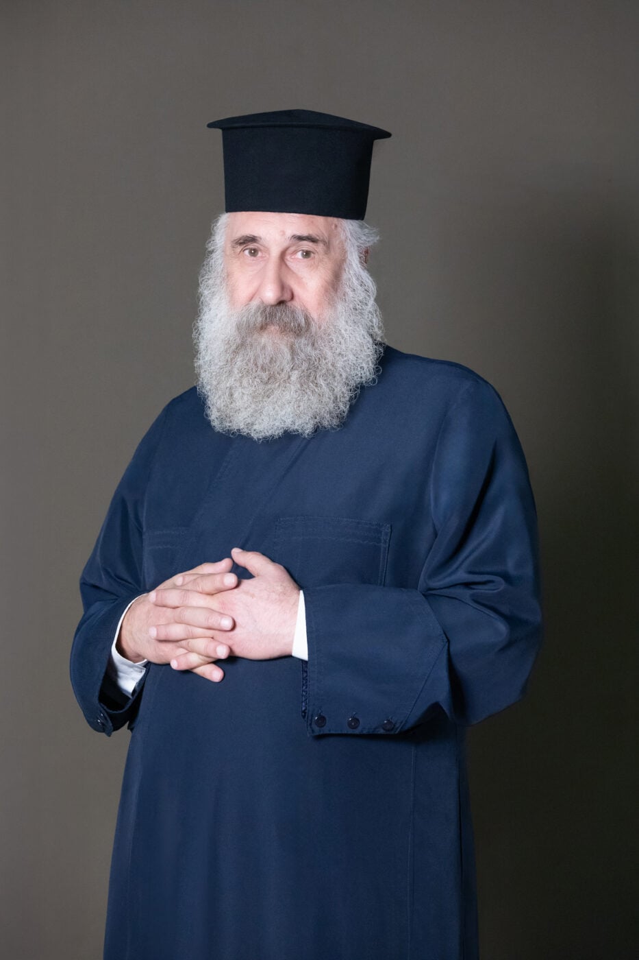 Δύο μαύρα πουκάμισα: Οι υπόλοιποι χαρακτήρες της πολυαναμενόμενης σειράς του MEGA