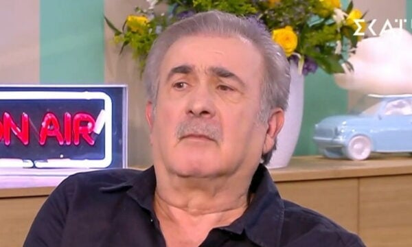 Ο Λάκης Λαζόπουλος: «Ήθελα να δώσω στη γυναίκα μου μια θέση μέσα στη δική μου ιστορία»