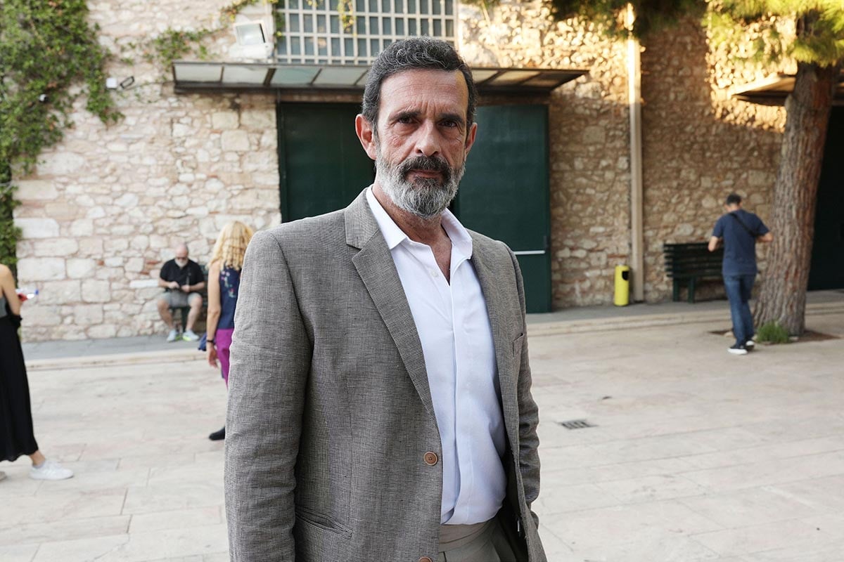 Τηλεοπτικές μεταγραφές χωρίς τέλος: Οι ηθοποιοί που θα παίζουν ταυτόχρονα σε δύο και τρία κανάλια