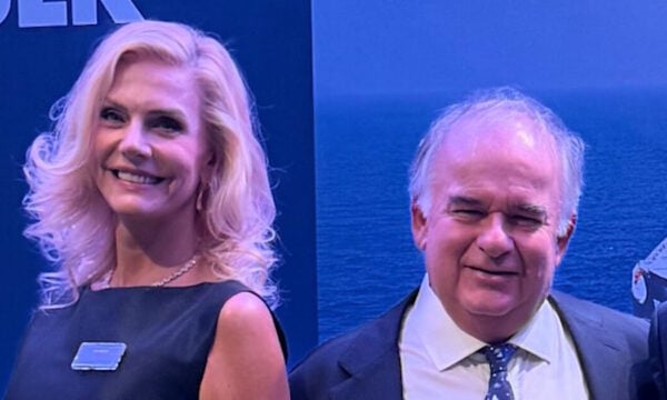 Έμη Λιβανίου: Κοινή εμφάνιση με τον σύντροφό της Πέτρο Παππά και συνάντηση με την Τίνα Μεσσαροπούλου και τον Γιώργο Μυλωνάκη