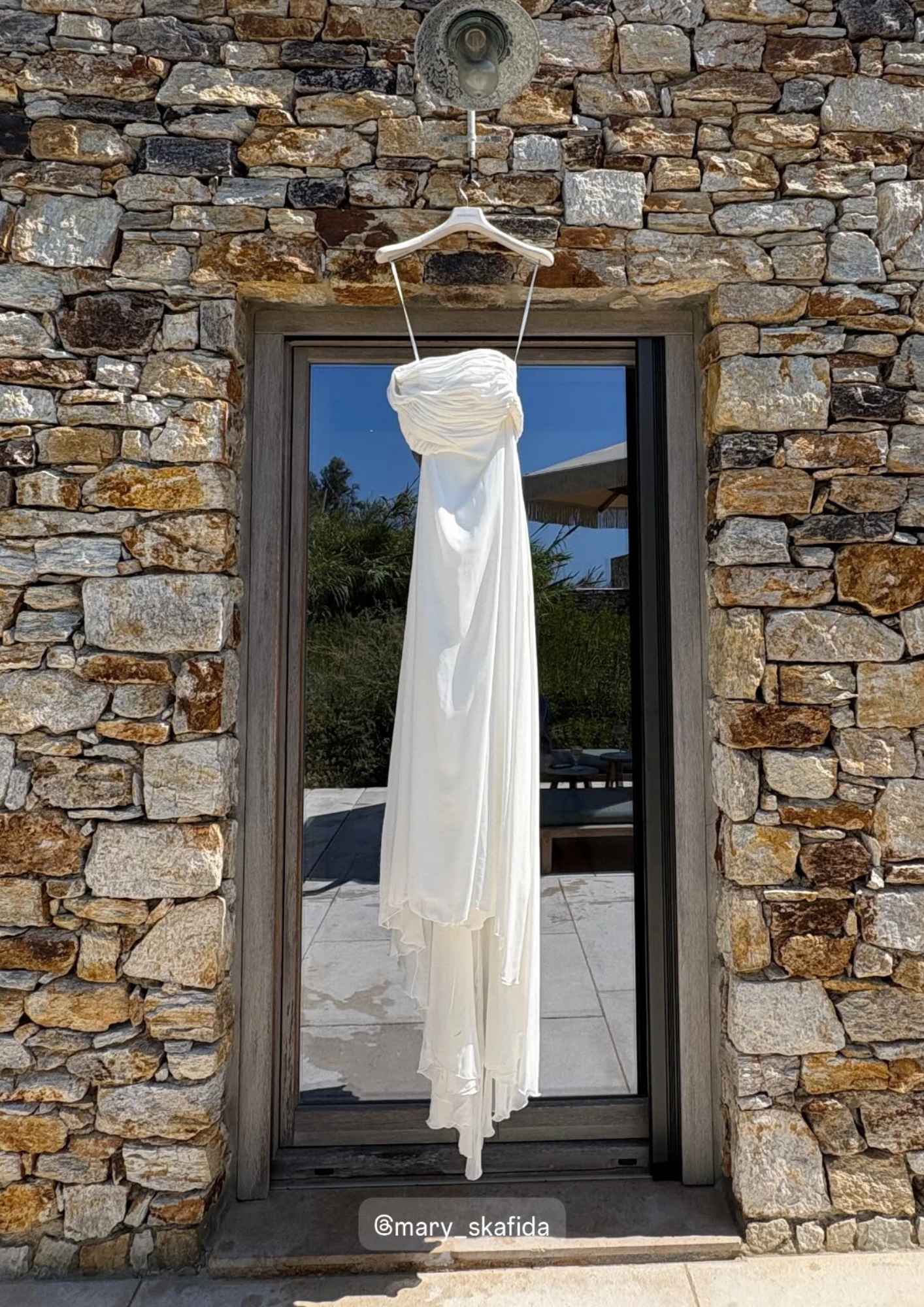Νατάσα Σκαφιδά: Η αδελφή της παντρεύτηκε με θρησκευτικό γάμο – Το νυφικό και οι εικόνες από την τελετή