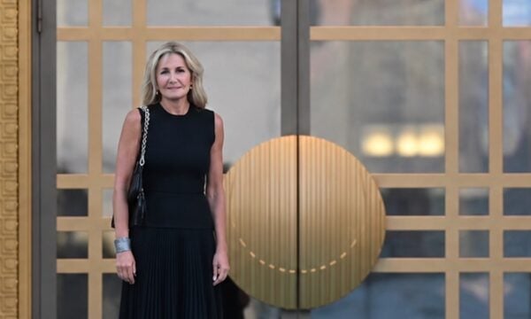 Μαρέβα Γκραμπόφσκι: Το gessato look και το παιχνίδι με το menswear