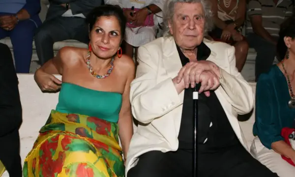 Μαργαρίτα Θεοδωράκη: «Βλακεία τους για τον Χατζιδάκι – Ντροπή τους για τον Πάριο»