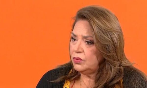 Μαρία Φιλίππου: Αποκαλύψεις για τη σειρά «Εμείς κι Εμείς» και τη σχέση με τους δύο γιους της