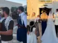 Η τραγουδίστρια παντρεύτηκε στην Κρήτη με πατροπαράδοτα έθιμα