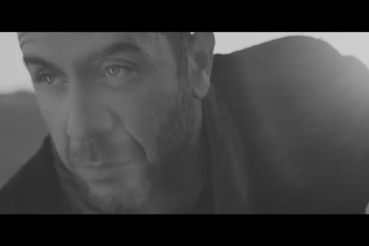 Γιώργος Μαζωνάκης: Απόψε το αφιέρωμα του ΣΚΑΪ στο «Με λένε Γιώργο»