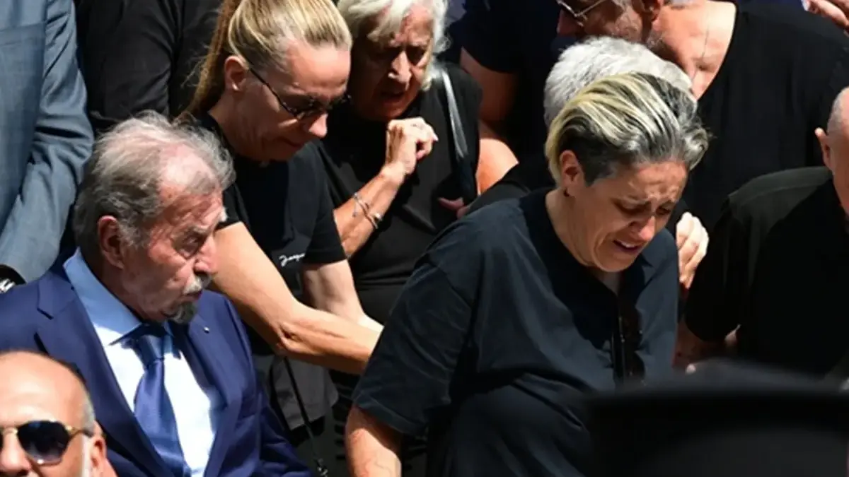 Η επίθεση στις αδελφές Μαζωνάκη που δεν έδειξαν οι κάμερες: «Φύγετε ρε! Δεν είστε άξιες»