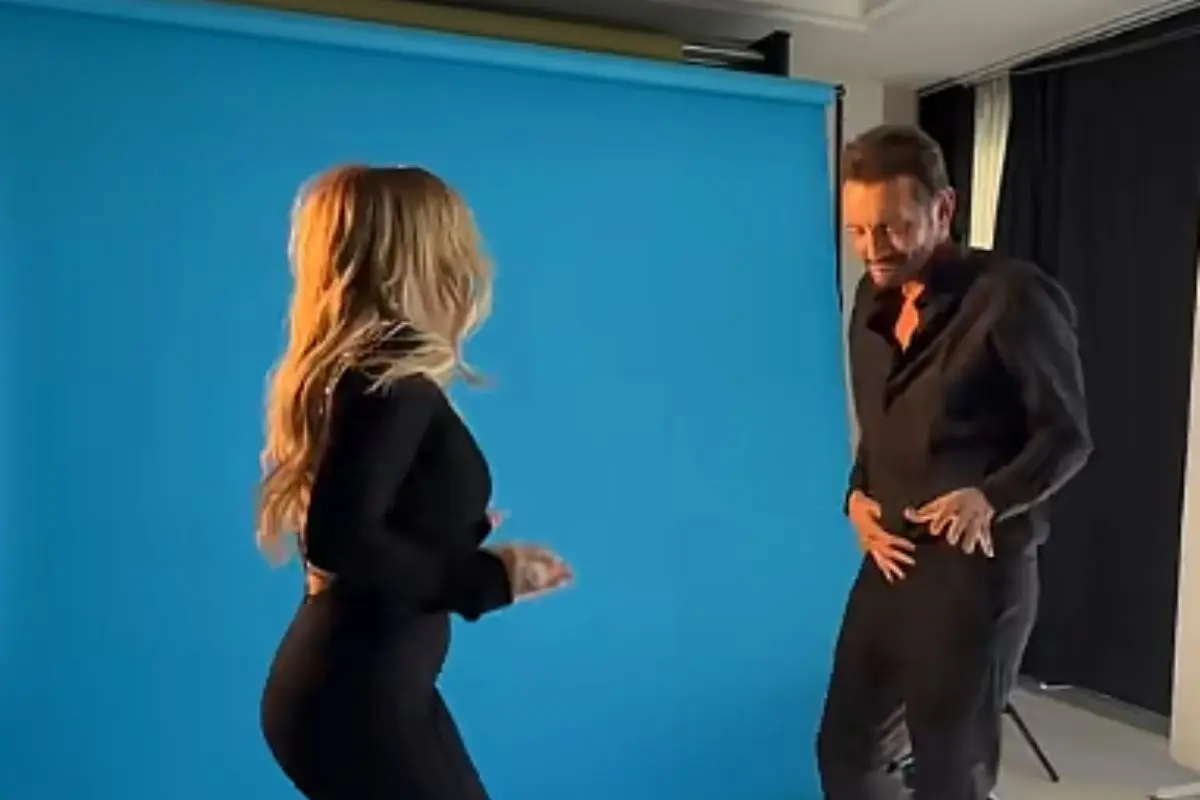 Χρήστος Μενιδιάτης – Μελίνα Ασλανίδου: Backstage και χορός υπό τους ήχους των Bee Gees