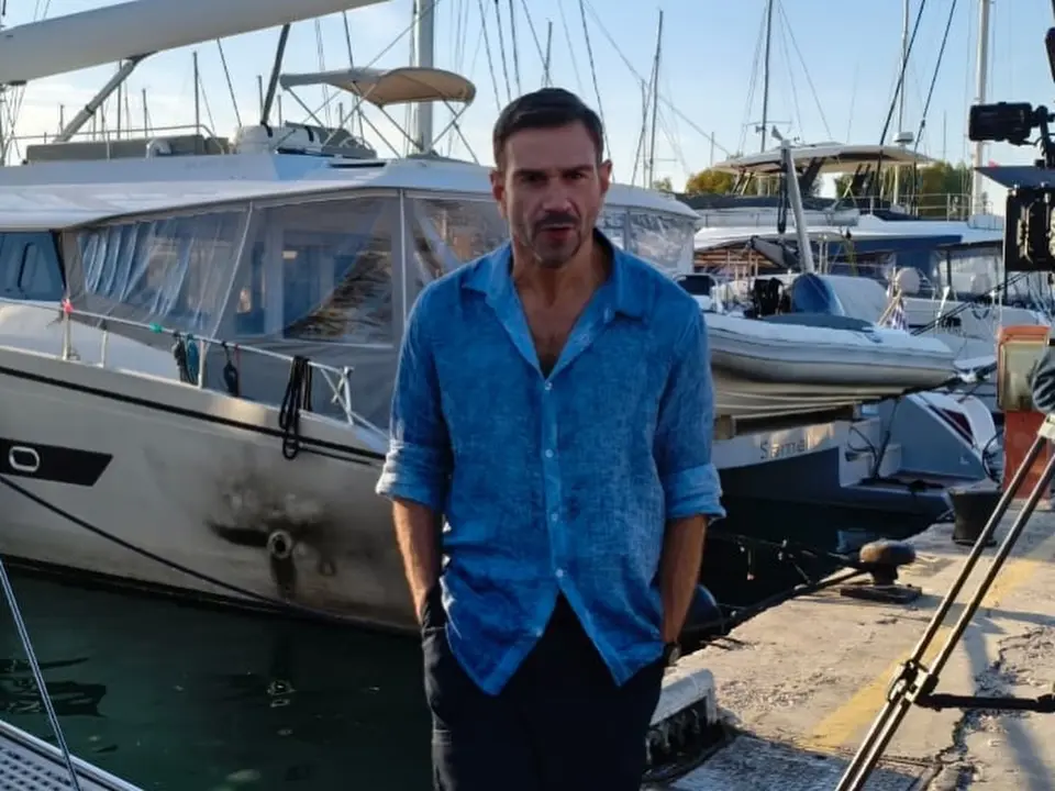 Ο Τάσος Ιορδανίδης στη σειρά «Μία νύχτα μόνο»