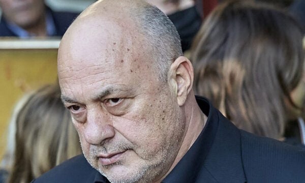Δύσκολες ώρες για τον Αχιλλέα Μπέο – Πέθανε η αδελφή του