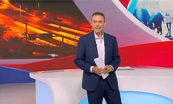 Δημήτρης Οικονόμου: Εκτός εκπομπής – «Έχει βρει έναν σαμάνο, υπνωτιστή γιατρό» είπε ο Γιάννης Πιτταράς