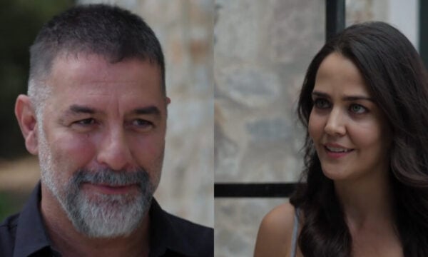 «Δύο μαύρα πουκάμισα», νέο επεισόδιο: Ο έρωτας Μανούσου και Μαρκέλλας βγαίνει στο φως, όμως εκείνη δεν ομολογεί όσα νιώθει