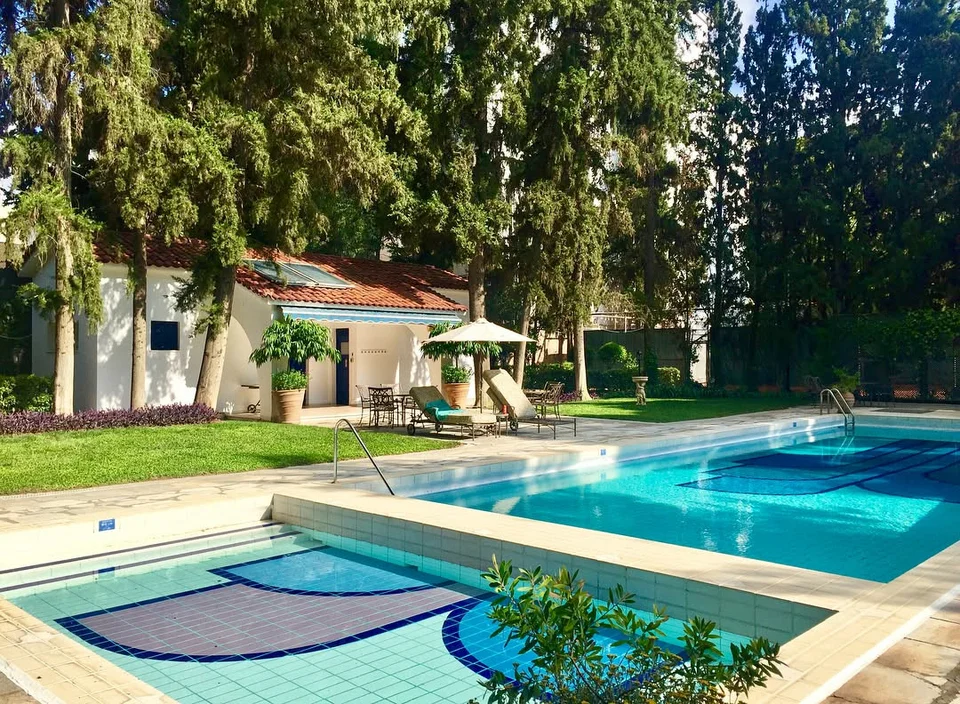 Η Γκίλφοϊλ σε ρόλο Μοιραράκη: «Πωλείται όπως είναι επιπλωμένο» από το Jefferson House