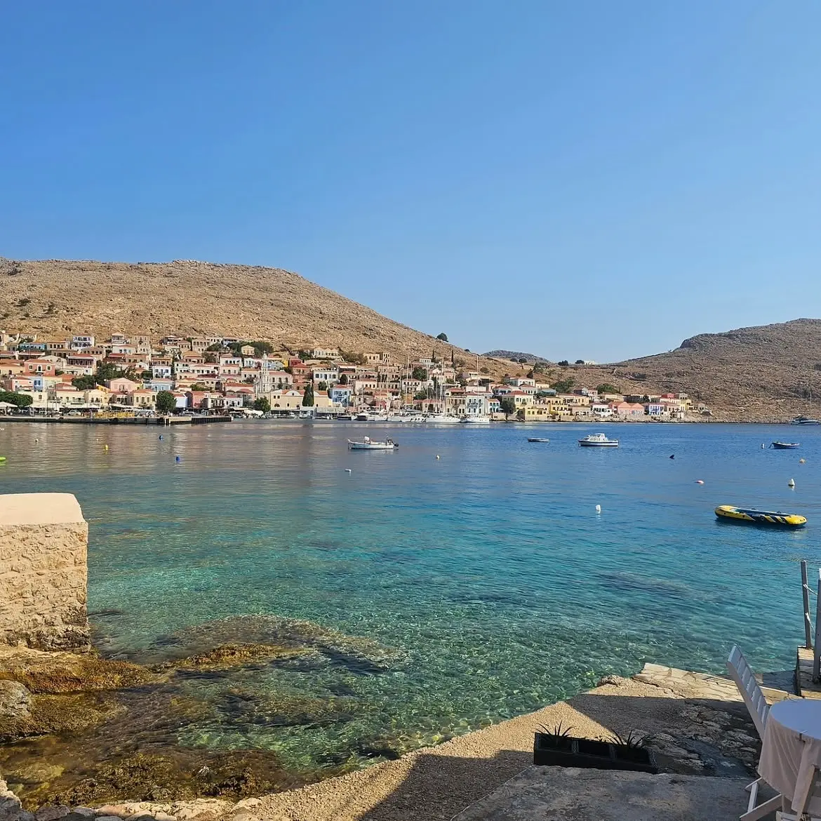 Ράνια Θρασκιά: Οι φωτογραφίες από τις διακοπές και το μήνυμά της - «Μέσα μας κάτι κλαίει»