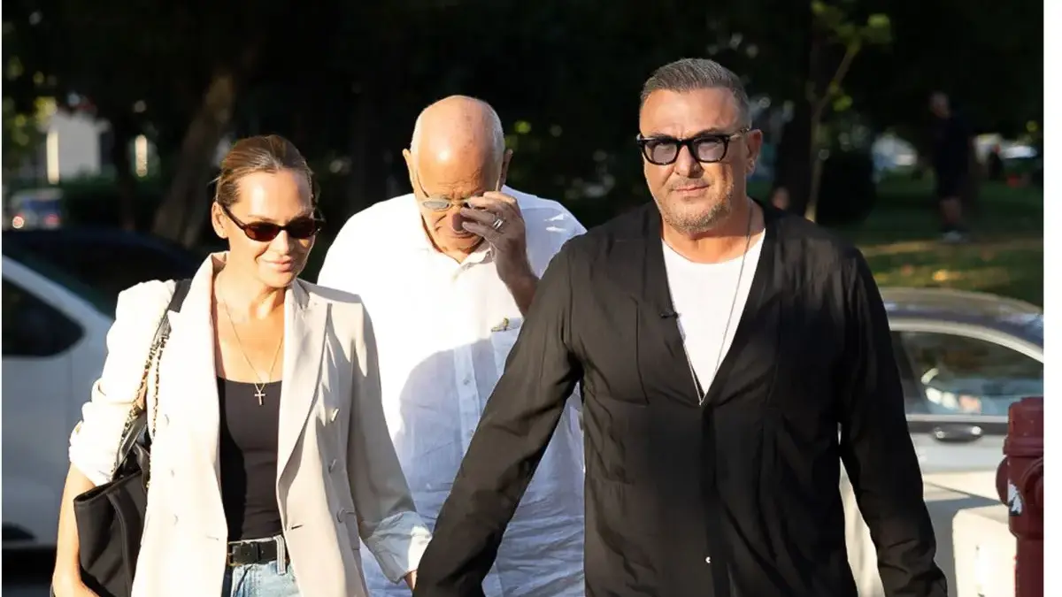 Αντώνης Ρέμος – Υβόννη Μπόσνιακ: Χέρι χέρι πριν από τη συναυλία