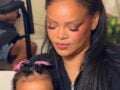 Rihanna: Η ενός έτους κόρη της εμφανίστηκε με περούκα και ρόλεϊ – «Ποιος με άφησε να κάνω κόρη;»